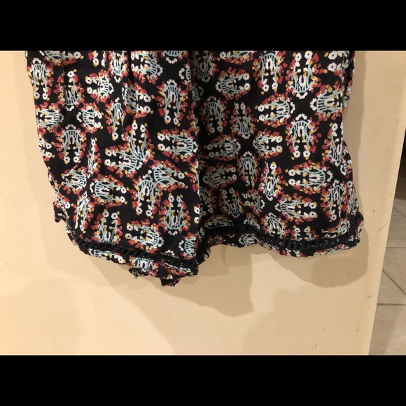 Soft flowy romper - Picture 4 of 4